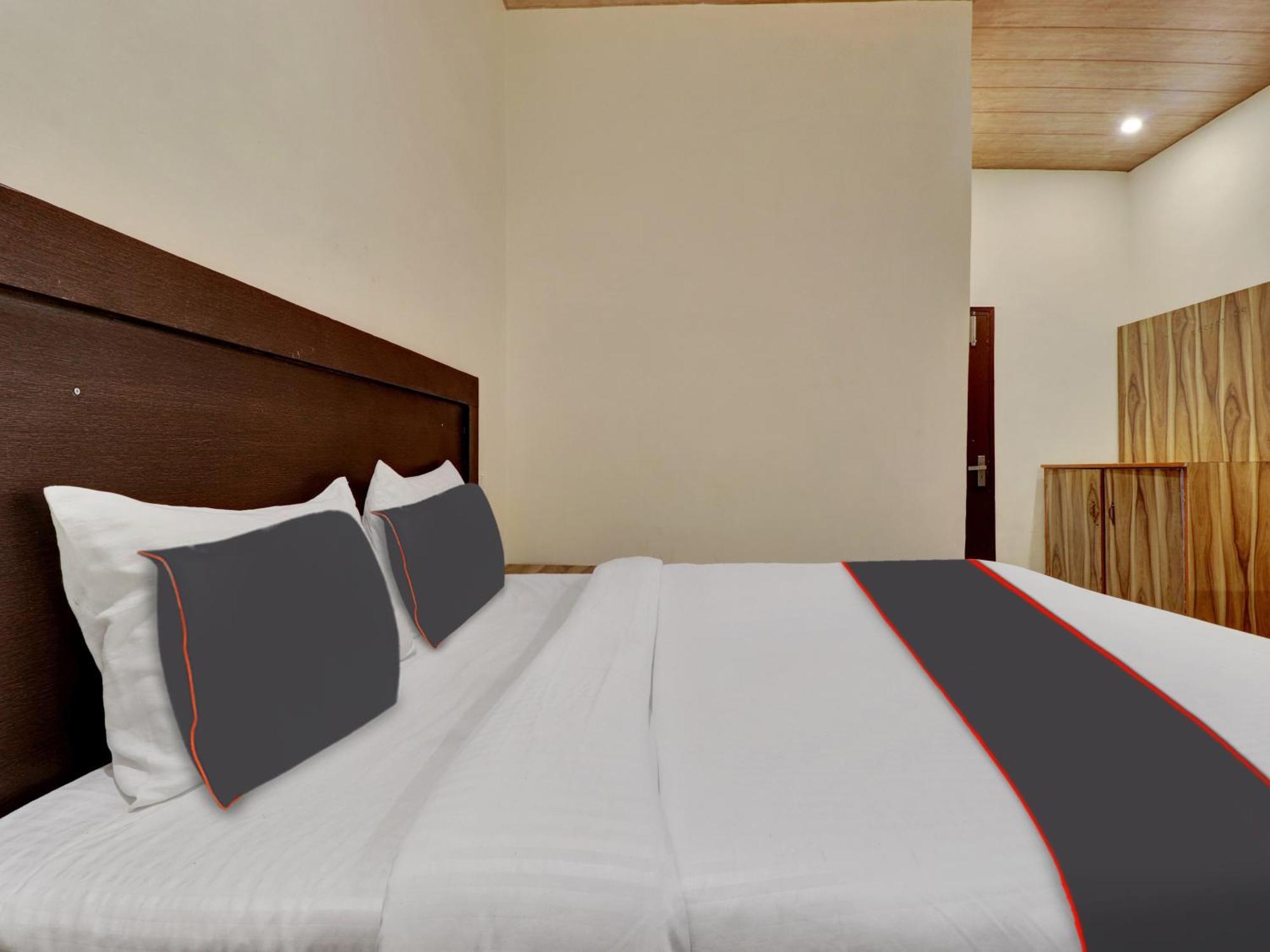 Collection O Shiv Sutra Resorts, Mussoorie Ngoại thất bức ảnh