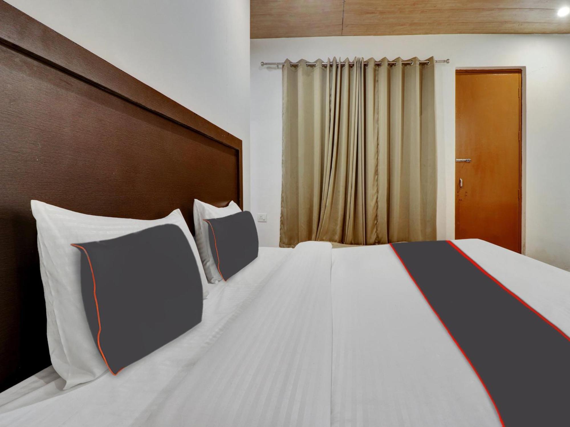 Collection O Shiv Sutra Resorts, Mussoorie Ngoại thất bức ảnh